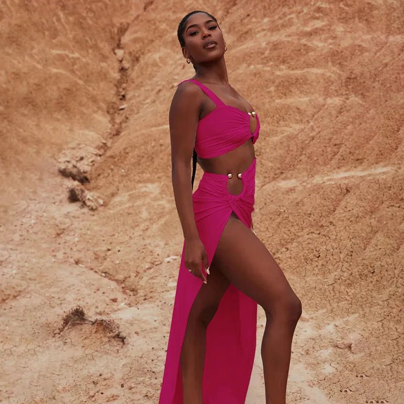 Ensemble deux pièces couture : top bustier épaules nues et jupe taille haute fendue — une silhouette sexy et affirmée au style street - fashion 2025 - Deliora