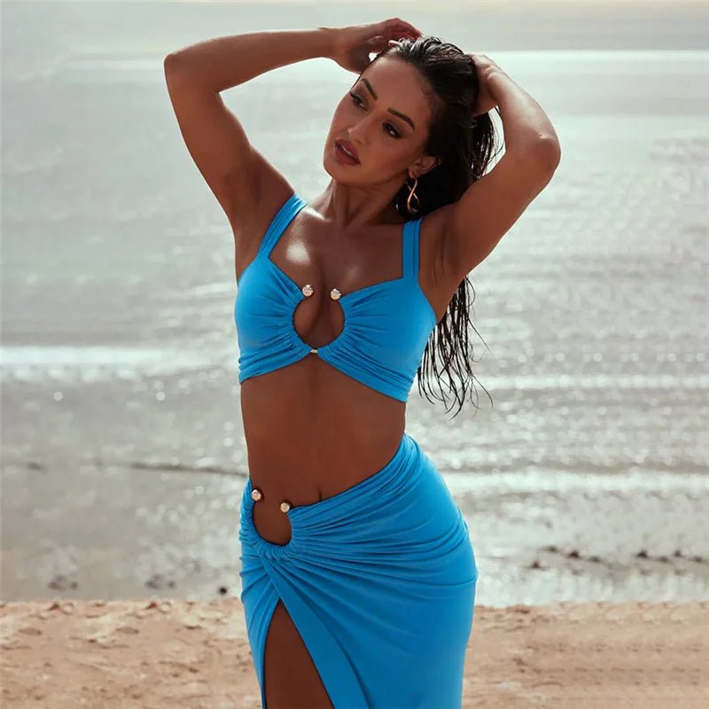 Ensemble deux pièces couture : top bustier épaules nues et jupe taille haute fendue — une silhouette sexy et affirmée au style street - fashion 2025 - Deliora