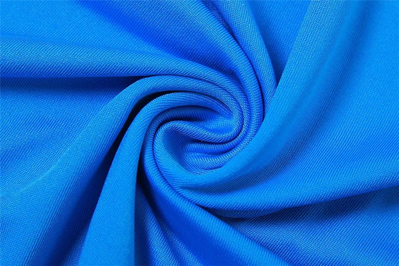 Ensemble deux pièces couture : top bustier épaules nues et jupe taille haute fendue — une silhouette sexy et affirmée au style street - fashion 2025 - Deliora