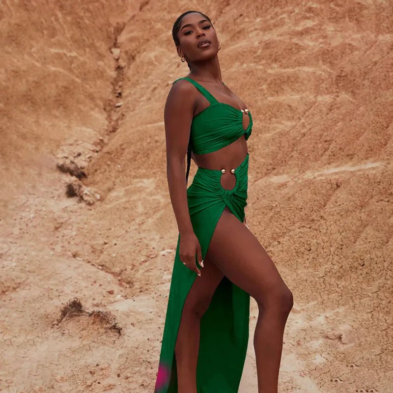 Ensemble deux pièces couture : top bustier épaules nues et jupe taille haute fendue — une silhouette sexy et affirmée au style street - fashion 2025 - Deliora