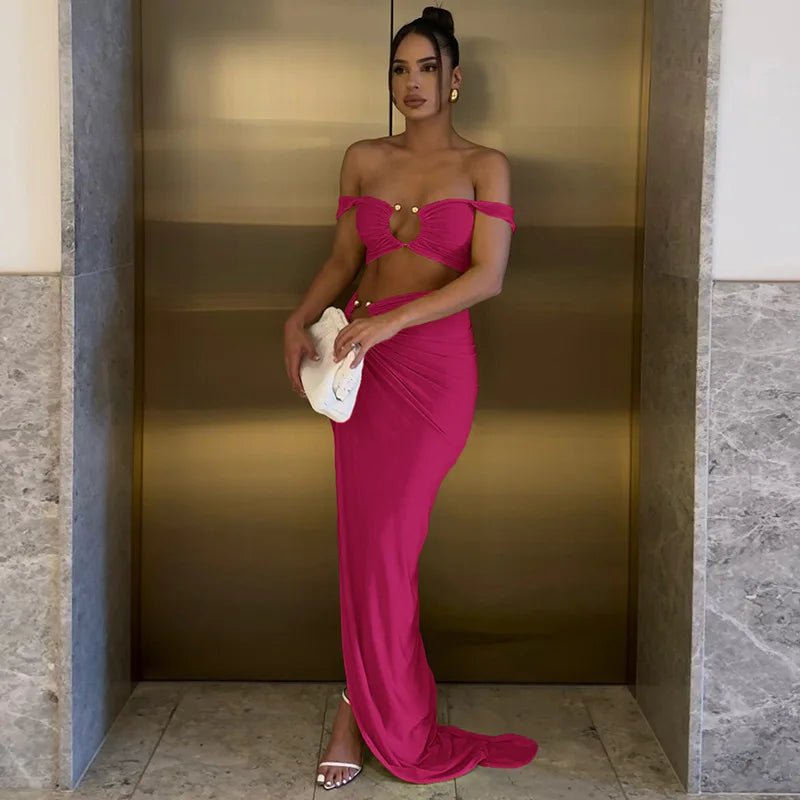 Ensemble deux pièces couture : top bustier épaules nues et jupe taille haute fendue — une silhouette sexy et affirmée au style street - fashion 2025 - Deliora