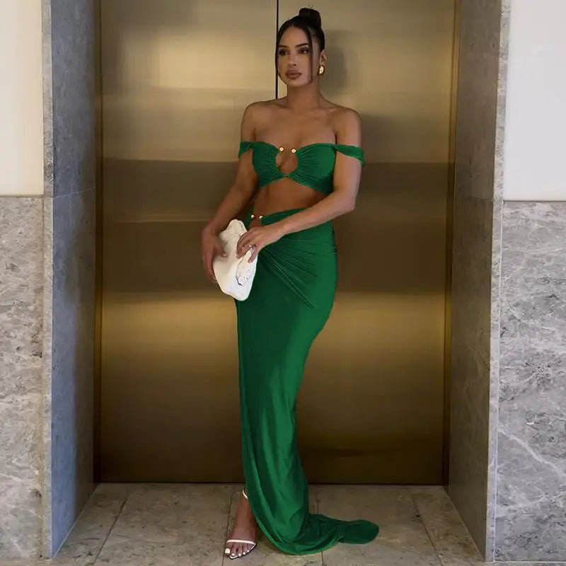 Ensemble deux pièces couture : top bustier épaules nues et jupe taille haute fendue — une silhouette sexy et affirmée au style street - fashion 2025 - Deliora